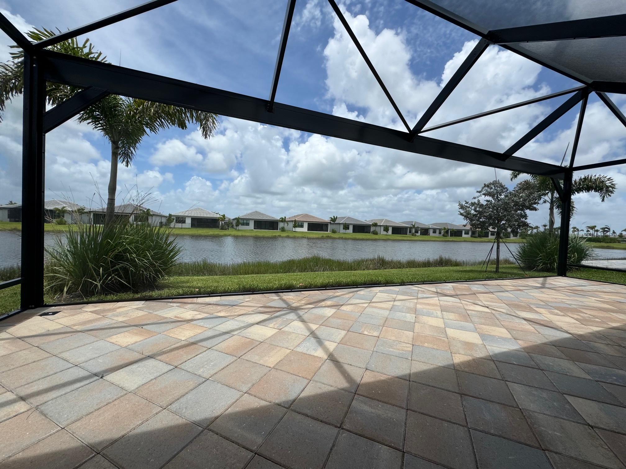 Patio header pic IMG_8447